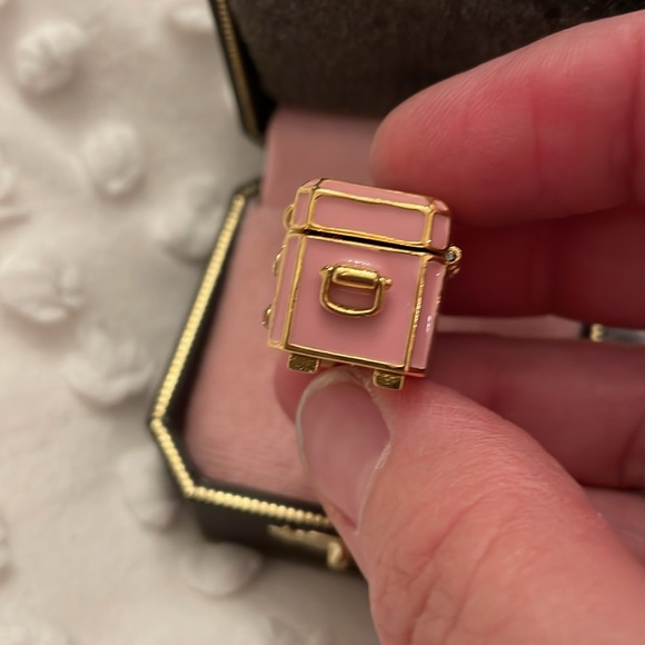 Vintage RARE jewelry box charm NIB YJRU1065 tagged box never been used - Picture 5 of 17